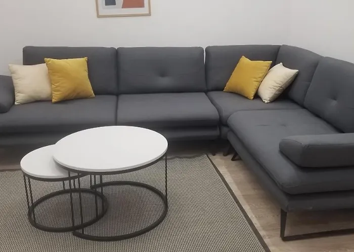 2A Near Blloku Area Apartment