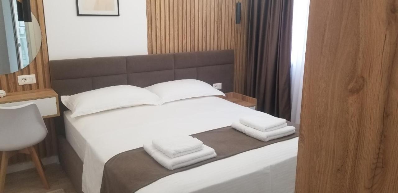 Apartment 2a Near Blloku Area *