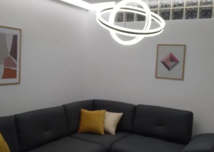 2A Near Blloku Area Apartment